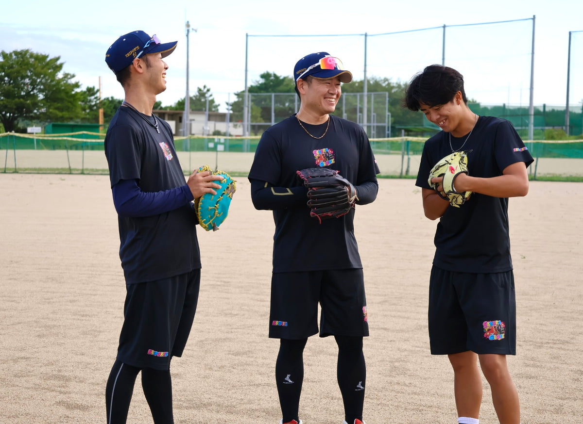 桜グラブロゴ ハーフパンツ ブラック（圧着)