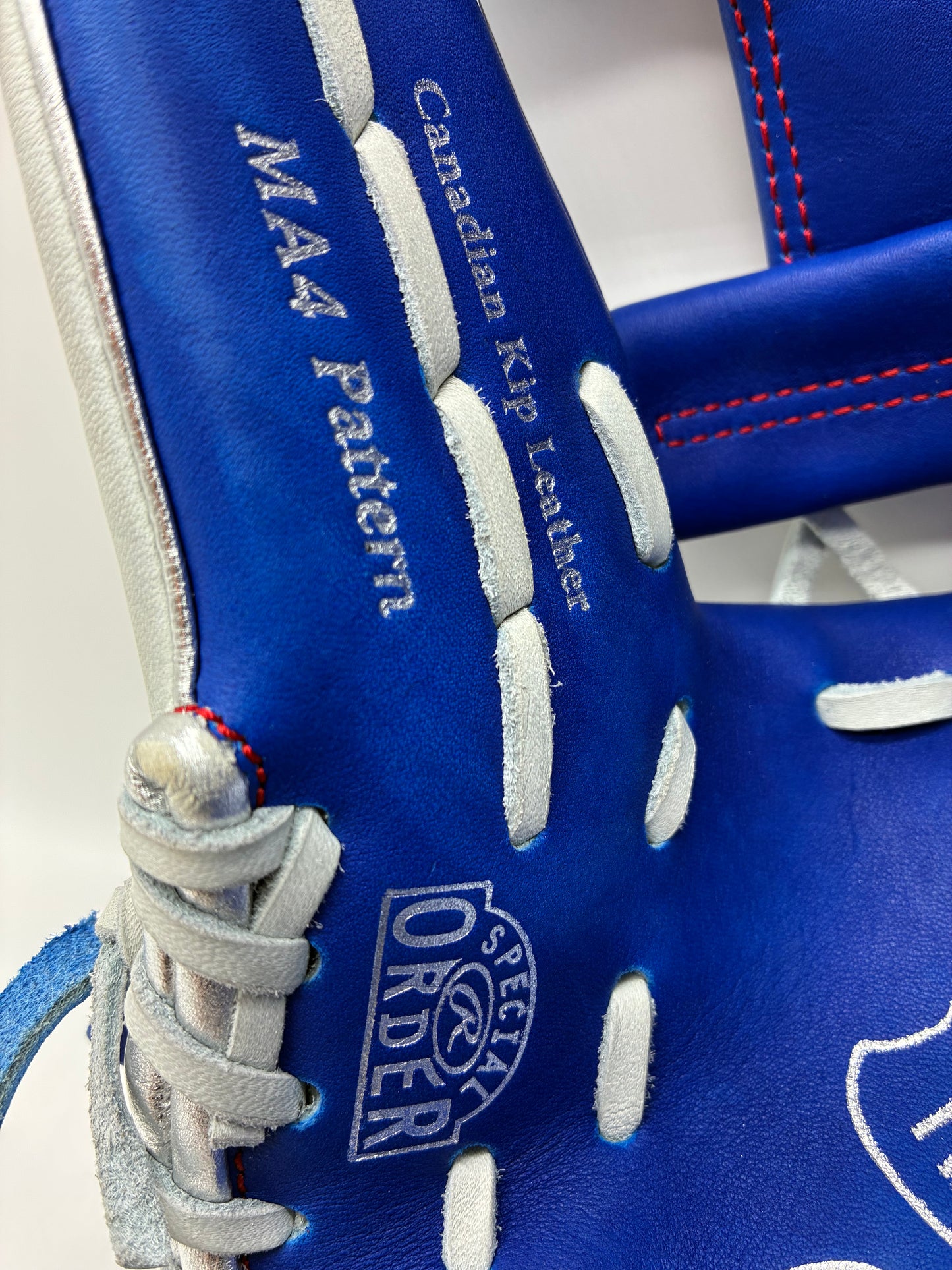 元日本代表 渥美万奈さんモデルグラブ (ローリングス) 内野手用 革・硬式用 AMGuardians刺繍入り ※限定1個のみ！
